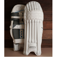 Cooper AM9 Batting Pads